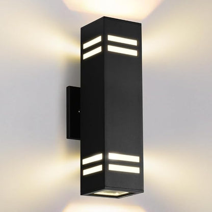 Cerdeco Aluminum Modern Outdoor Wall Light by Cerdeco