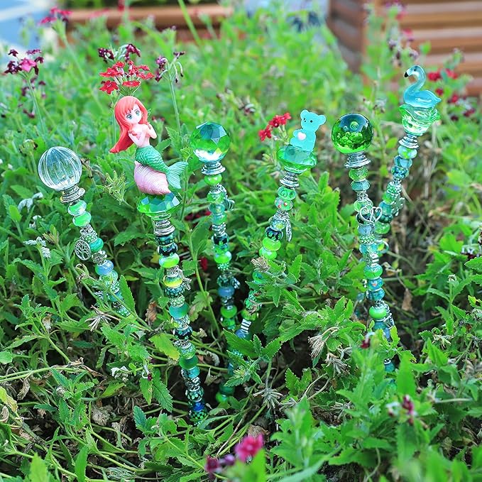 Decorative Garden Stakes DIY Kit, 158 Pieces, Peridot Crystal Globe Wand