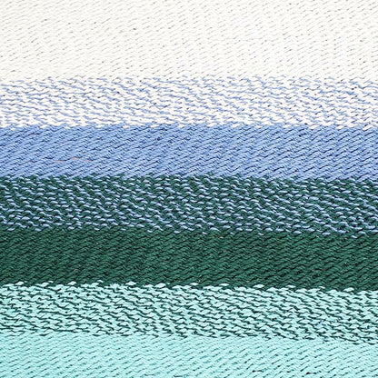 Sunnydaze Woven Double Hammock for Outside with Crocheted Edges and Spreader Bars - 600-Pound Weight Capacity Outdoor Hammock for Trees - Lagoon Stripes