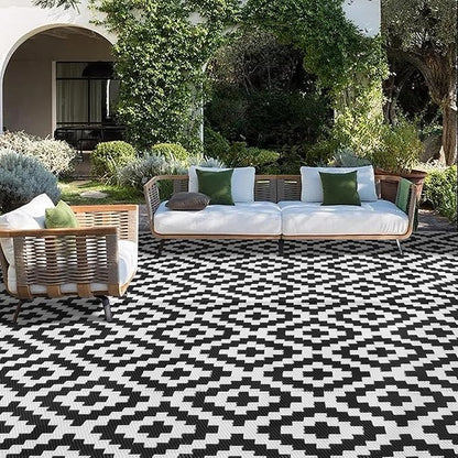 SAND MINE Waterproof Outdoor Rug 8x10 ft, Plastic Reversible Rug, Modern Area Rug, Large Floor Mat for Outdoors, RV, Patio, Backyard, Deck, Picnic, Beach, Camping (8' x 10', Black & White Lattice)