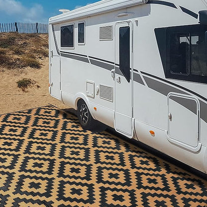 SAND MINE Reversible Mats, Plastic Straw Rug, Modern Area Rug, Large Floor Mat and Rug for Outdoors, RV, Patio, Backyard, Deck, Picnic, Beach, Trailer, Camping, Black & Brown, 6' x 9'
